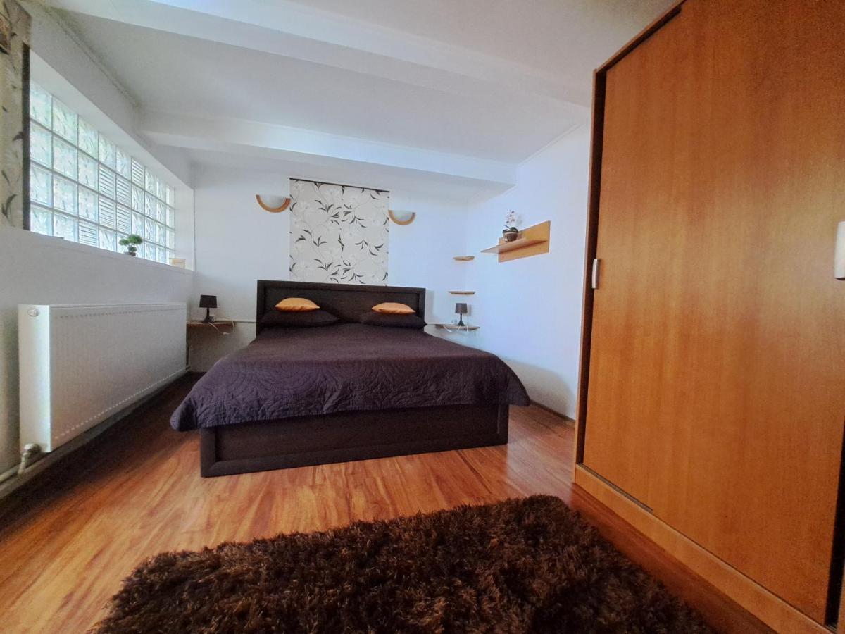 Shelby Accommodation -Adult Only- سِنايا المظهر الخارجي الصورة